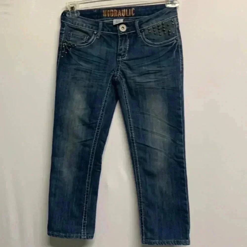 Hydraulic capris